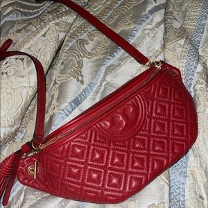 TORY BURCH FLEMING BELT BAG (WORN ONCE)